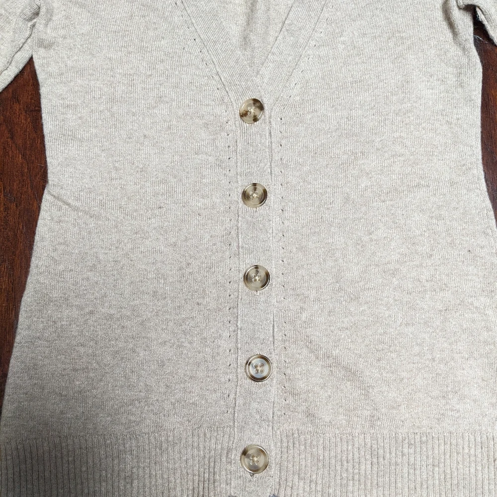 Tan Banana Republic Cardigan - Picture 14 of 15